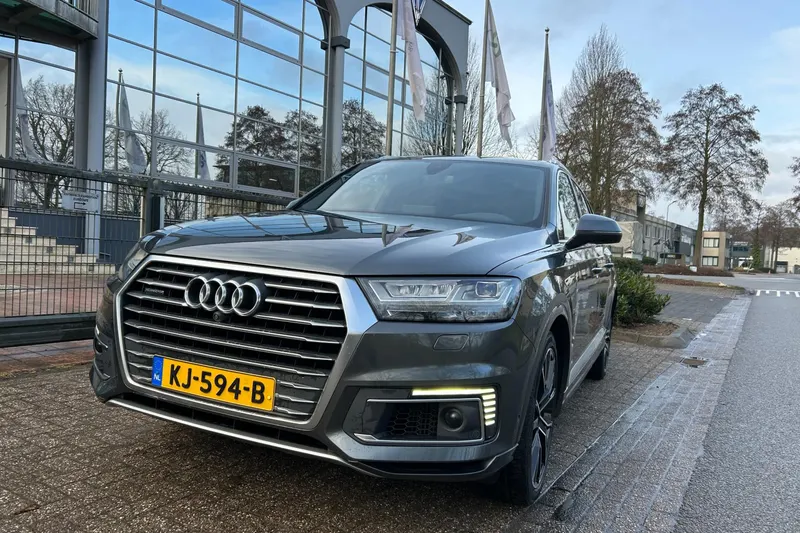 Audi Q7 (2016)
