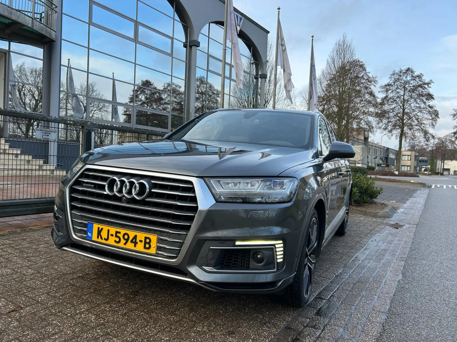 Audi Q7 (2016) — foto 1