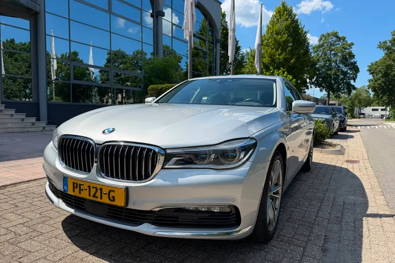 BMW 7-Serie (2016)