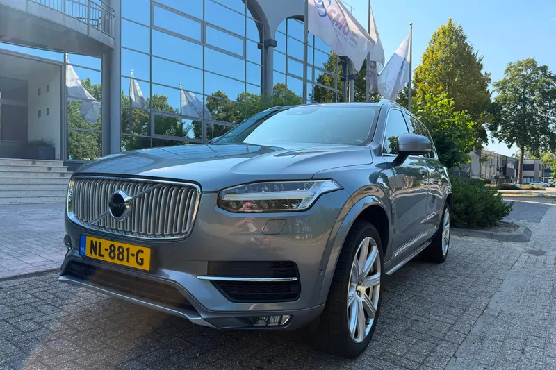 Volvo XC90 (2017)