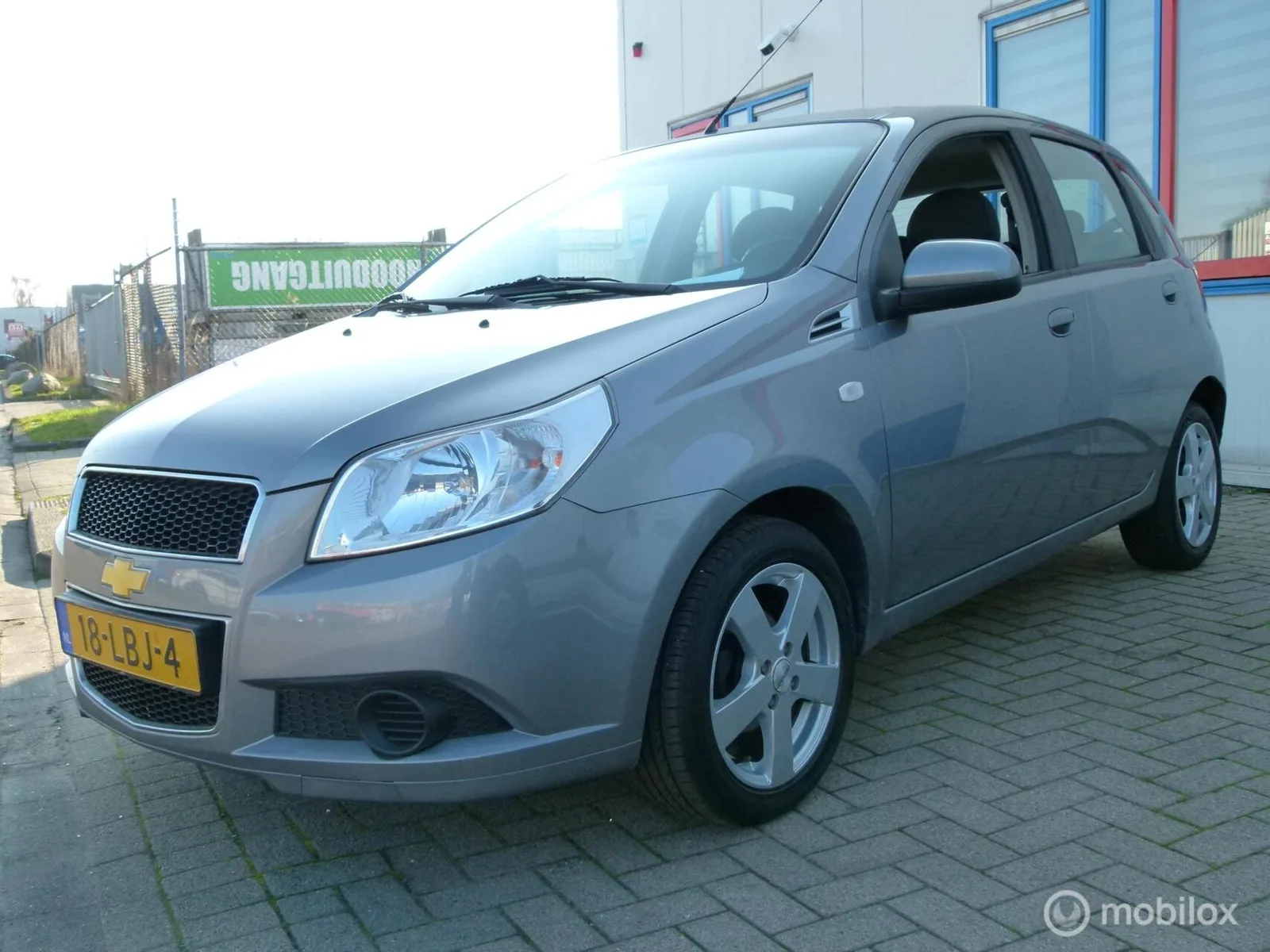 Chevrolet Aveo (2010) — foto 1