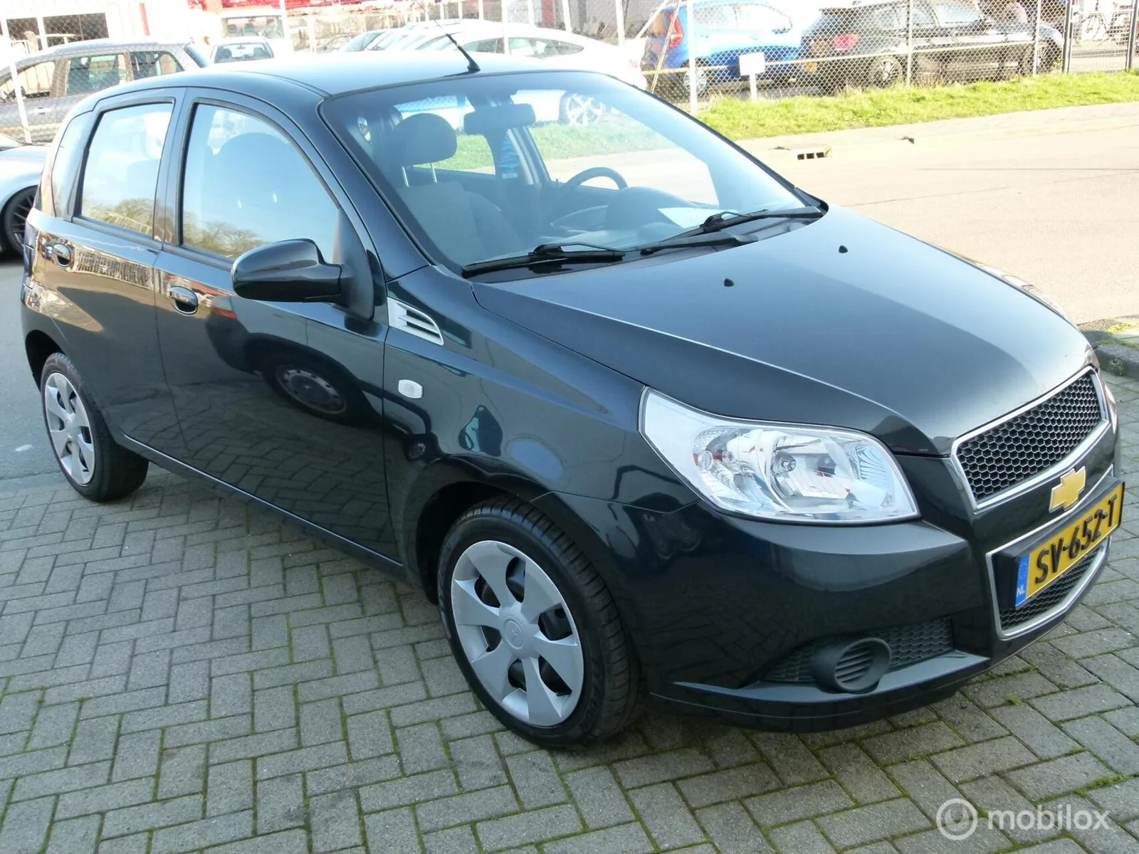 Chevrolet Aveo (2010) — foto 1