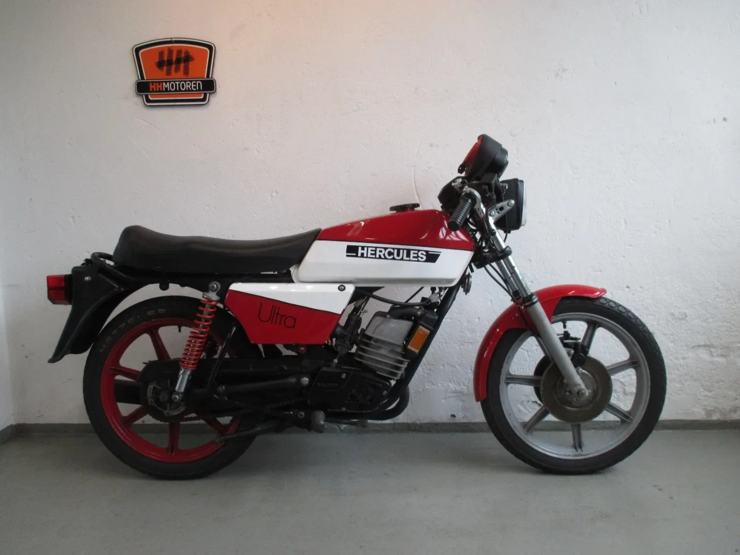 Hercules Ultra 80 (1981) — foto 1