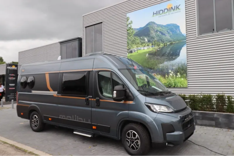 Malibu Van (2025)