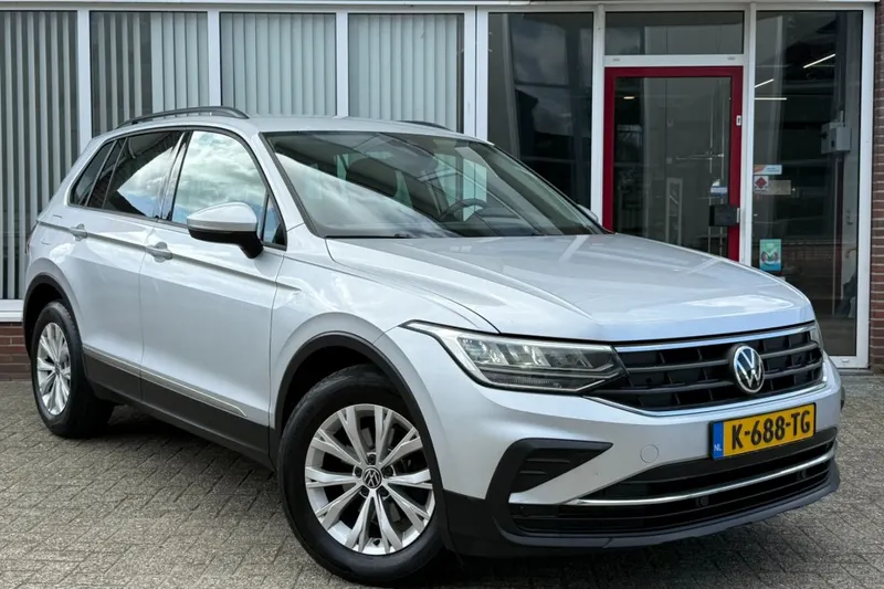 Volkswagen Tiguan (2021)