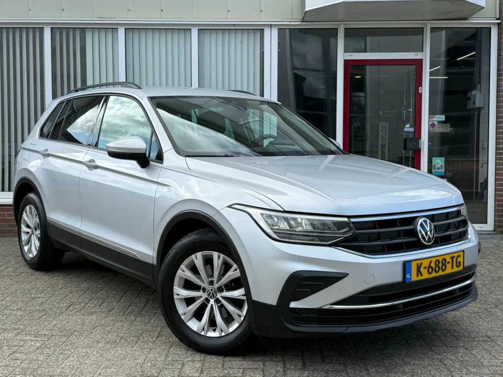 Volkswagen Tiguan (2021) — foto 1