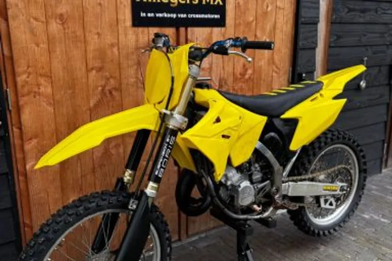 Suzuki RM 125 (2008)