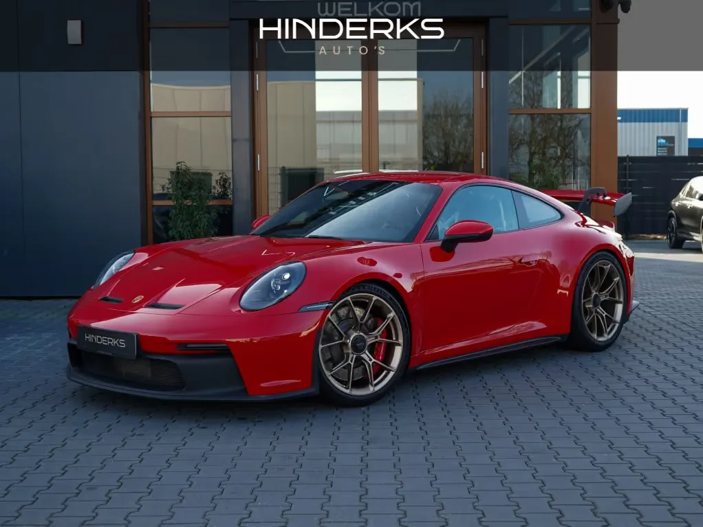 Porsche 911 (2021) — foto 1