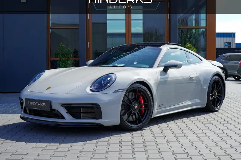 Porsche 911 (2022)