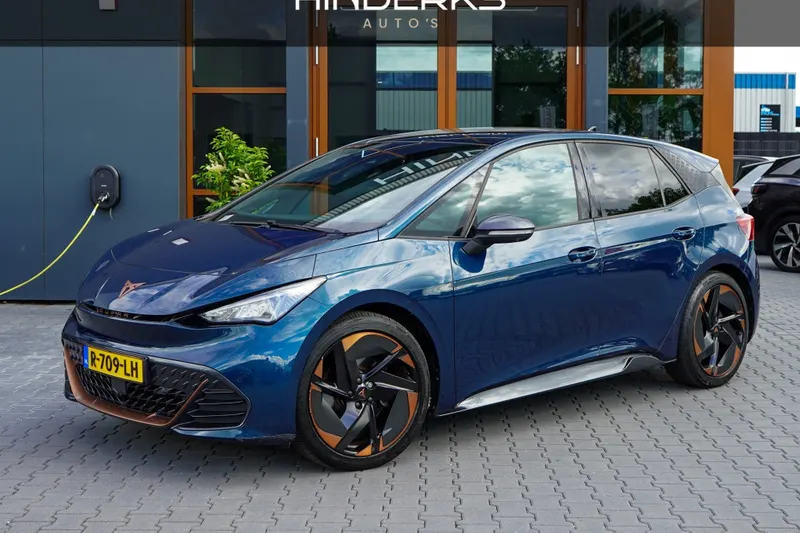 CUPRA Born (2021)