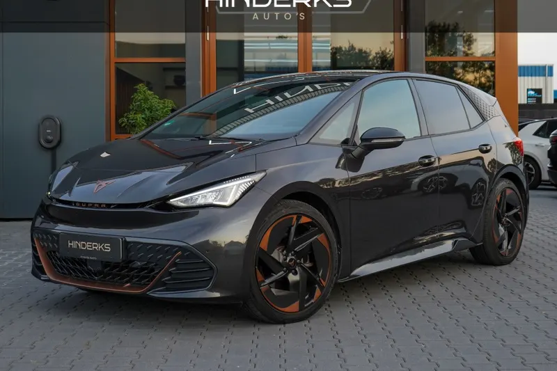 CUPRA Born (2023)