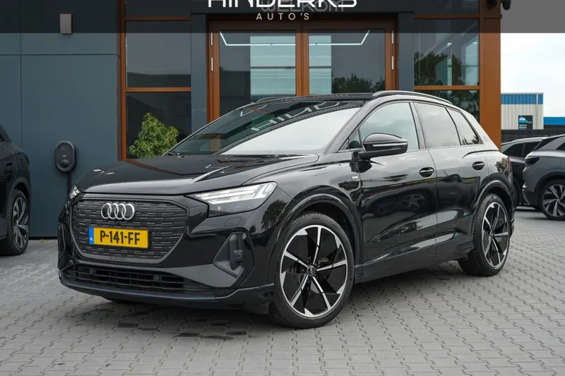 Audi Q4 e-tron (2022)