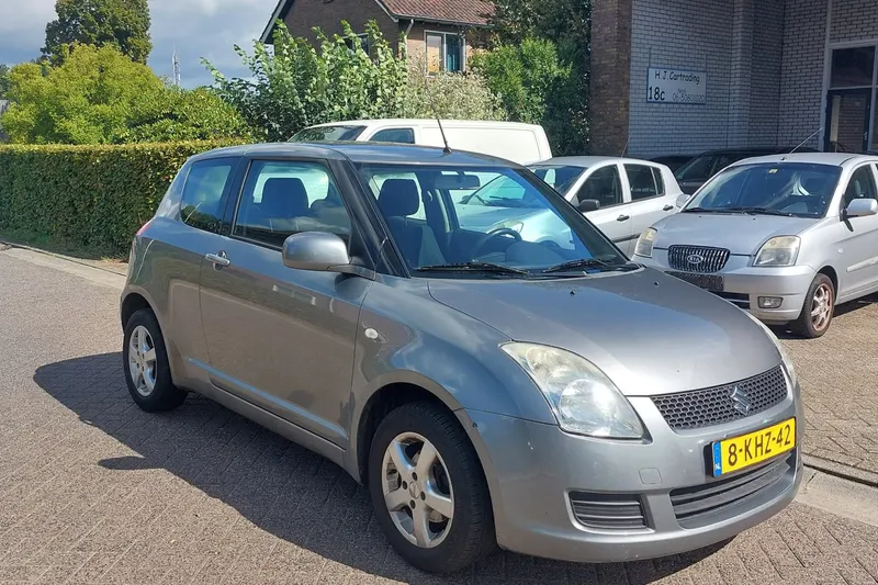 Suzuki Swift (2009)