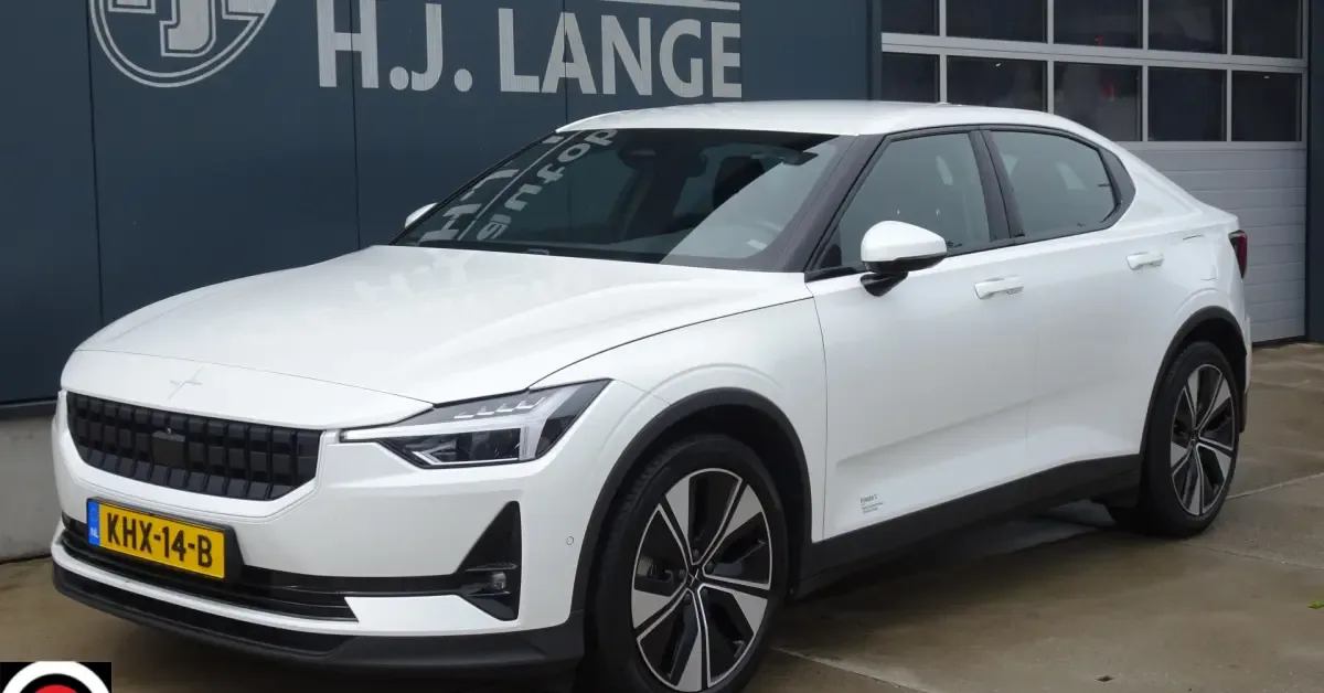 Polestar 2 (2023) — foto 1