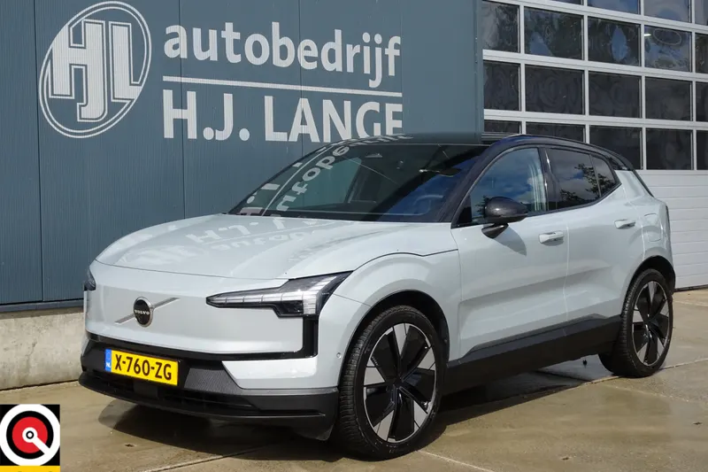 Volvo EX30 (2024)