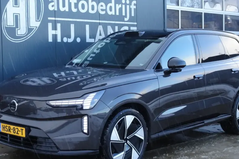 Volvo EX90 (2025)