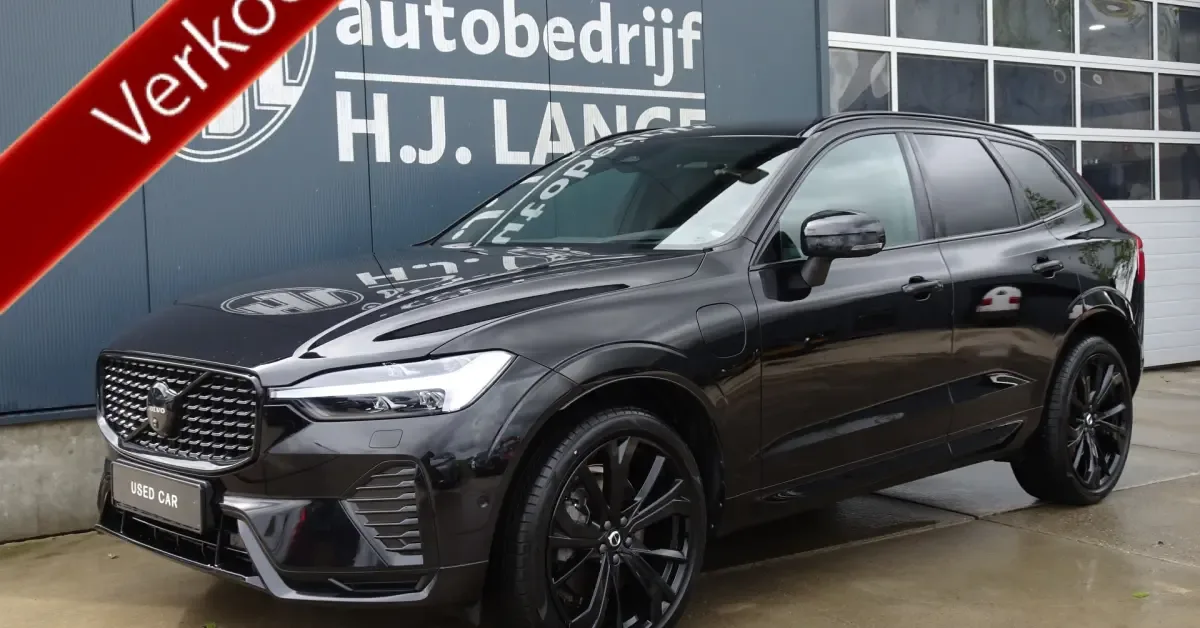 Volvo XC60 (2024) — foto 1