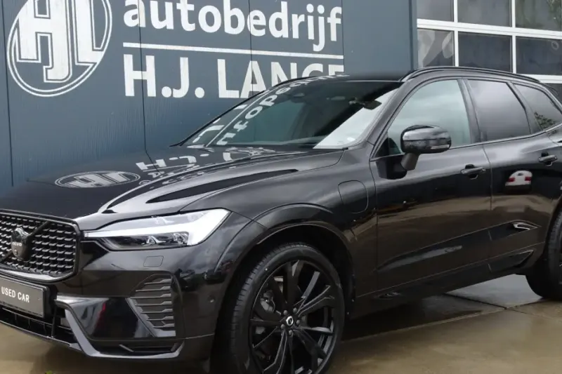 Volvo XC60 (2024)