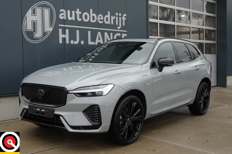 Volvo XC60 (2025)