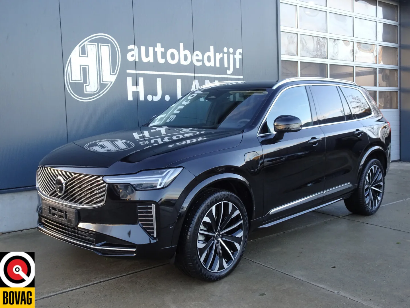 Volvo XC90 (2025) — foto 1
