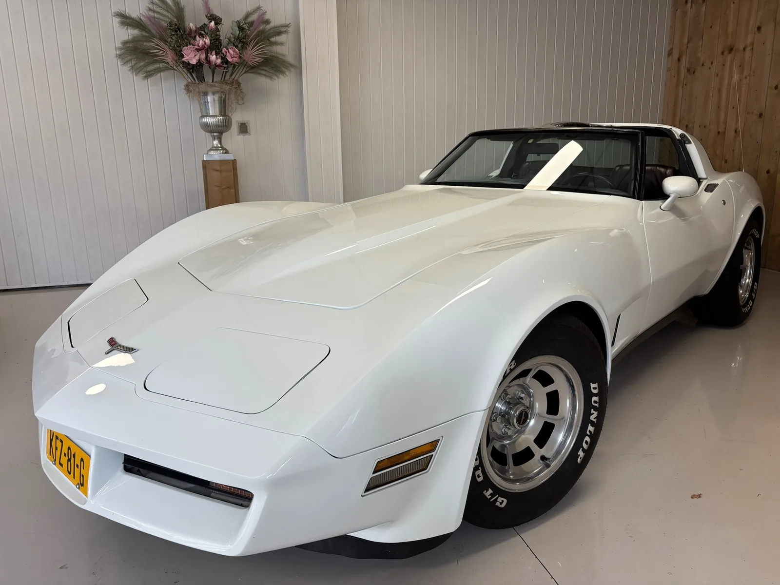 Chevrolet CORVETTE (1980) — foto 1