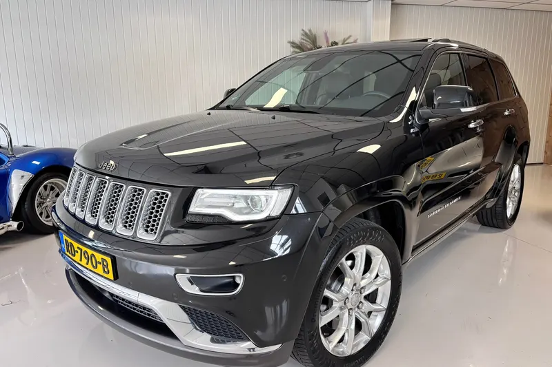 Jeep Grand Cherokee (2014)