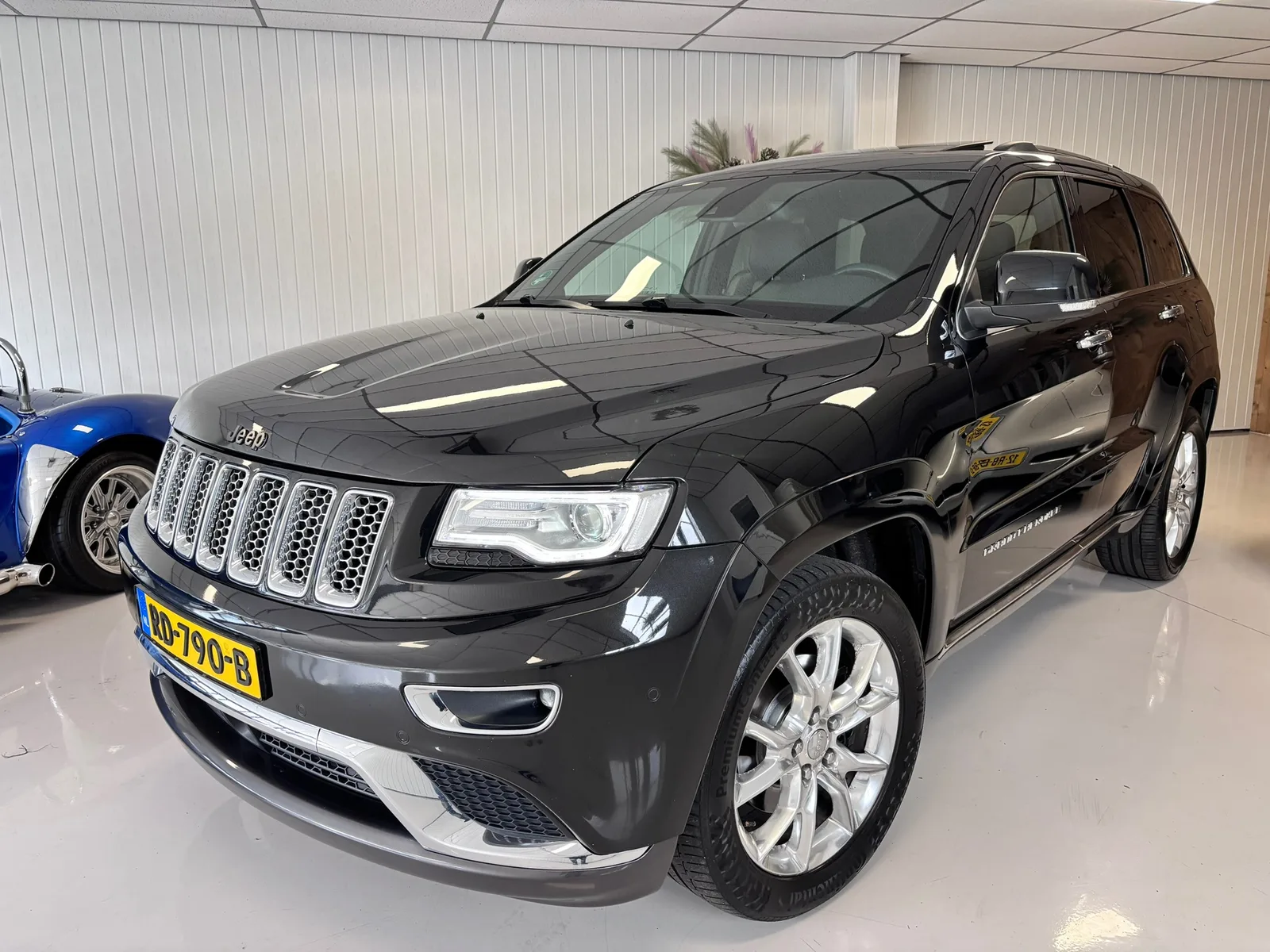 Jeep Grand Cherokee (2014) — foto 1