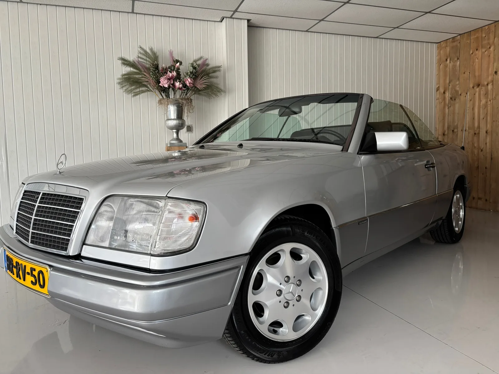 Mercedes-Benz E-Klasse (1994) — foto 1
