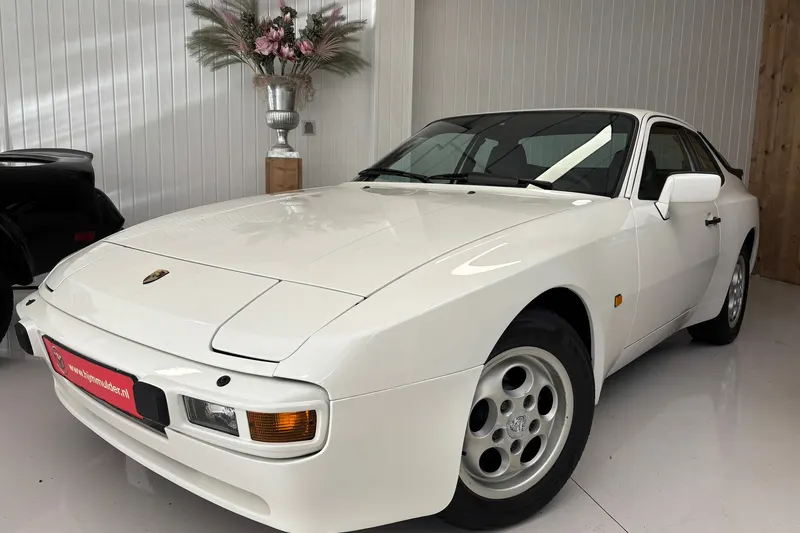 Porsche 944 (1986)