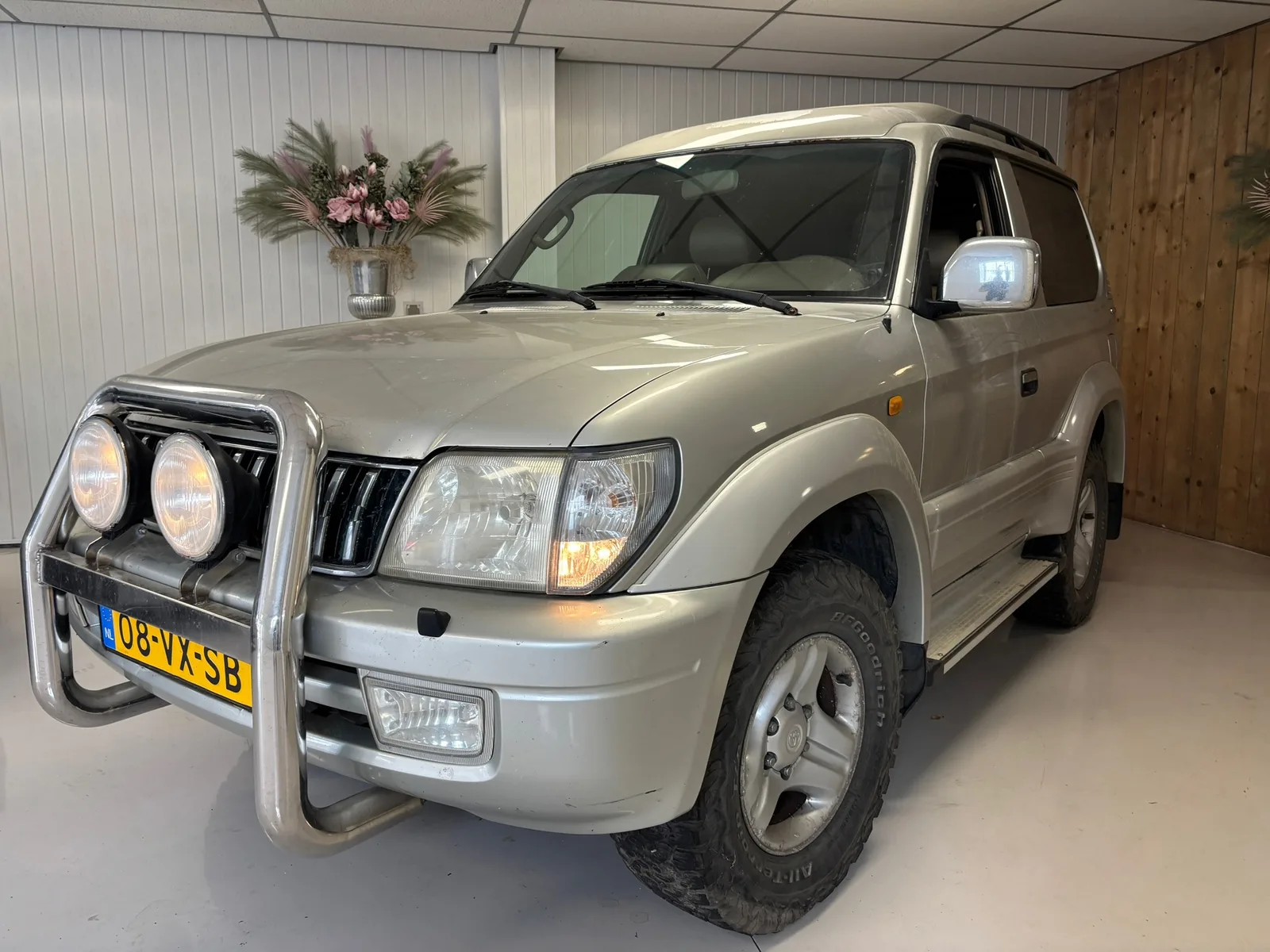 Toyota Land Cruiser (2001) — foto 1