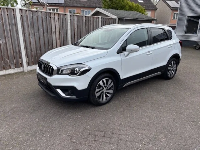 Suzuki S-Cross (2019) — foto 1