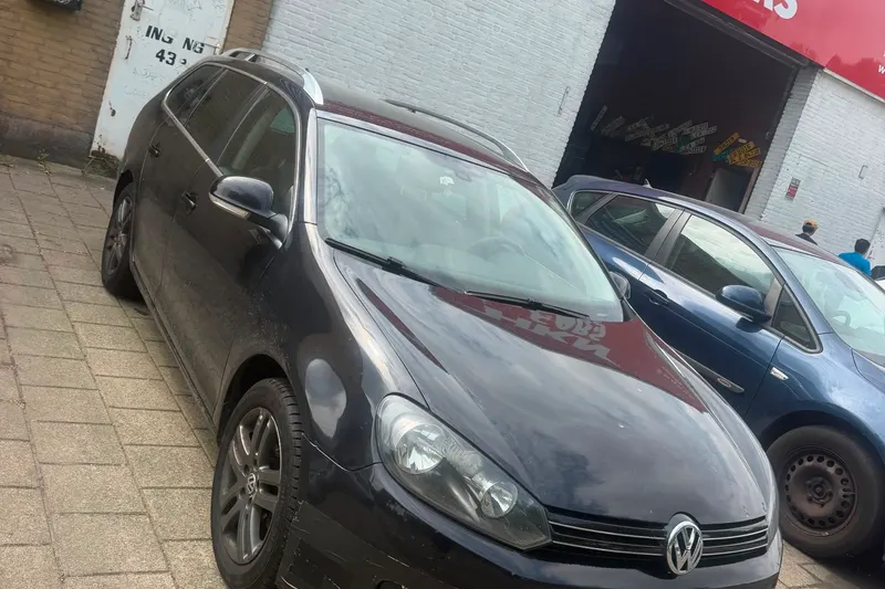 Volkswagen Golf (2012)