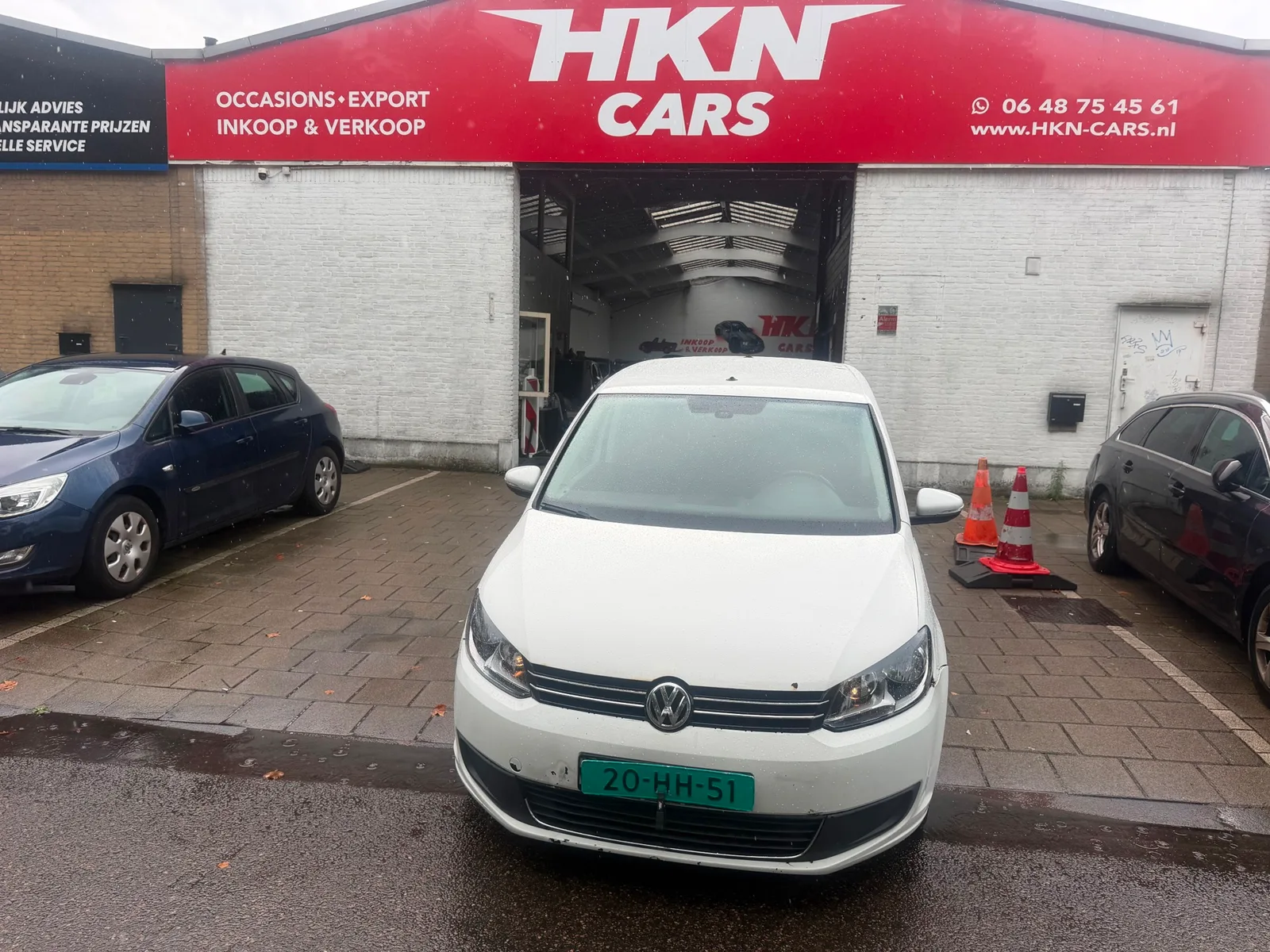 Volkswagen Touran (2015) — foto 1