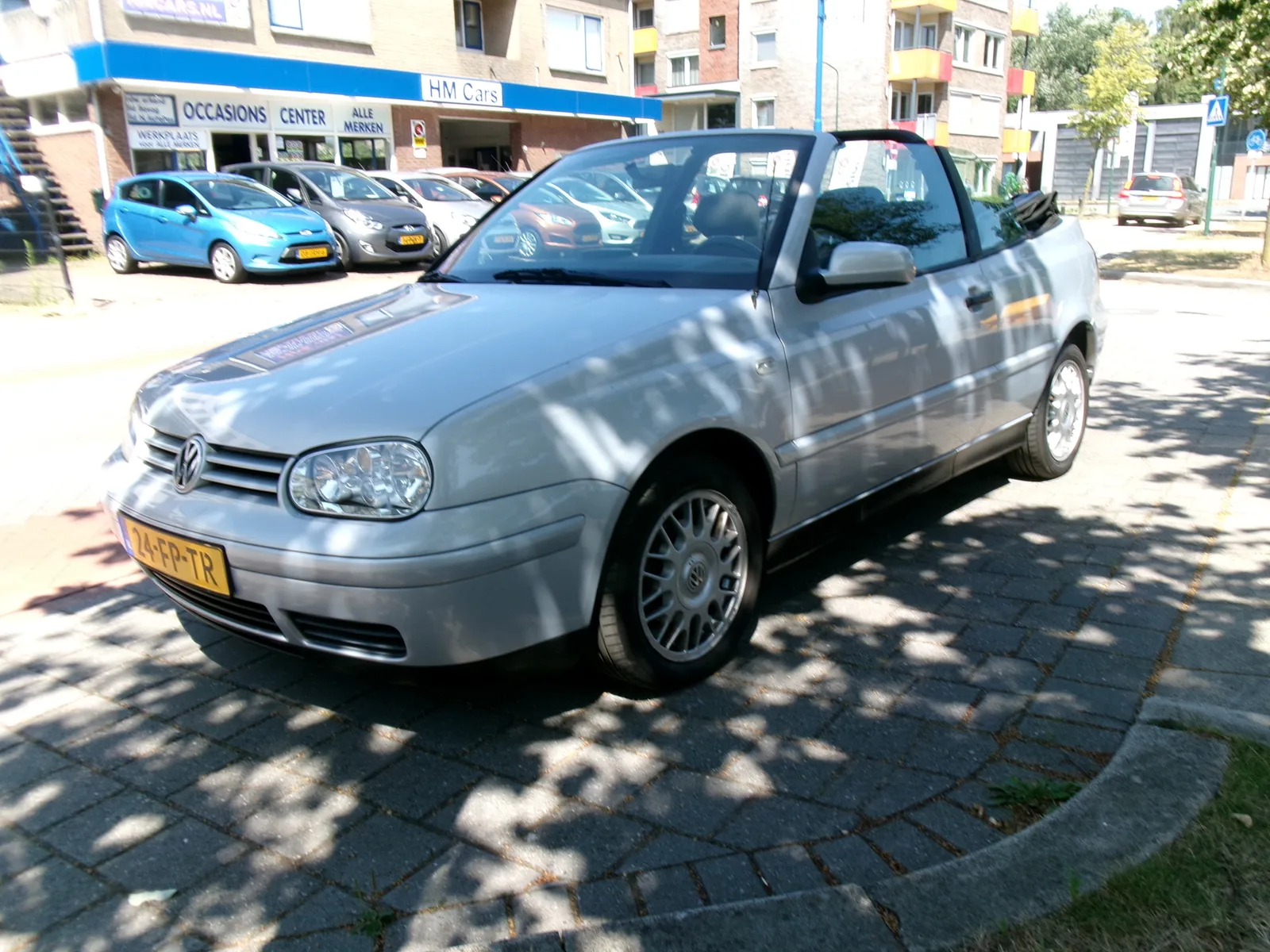 Volkswagen Golf (2000) — foto 1