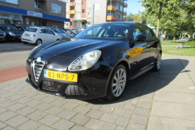 Alfa Romeo Giulietta (2010)