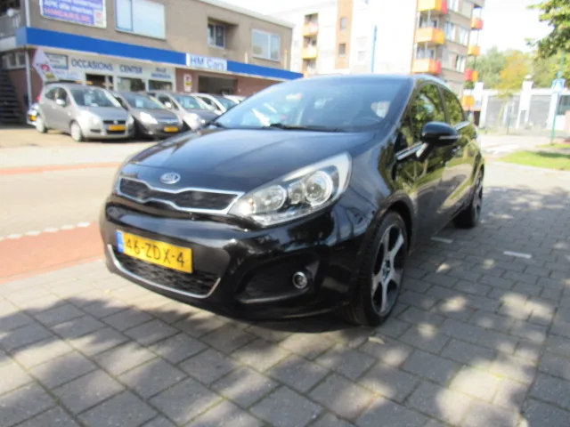Kia Rio (2012) — foto 1