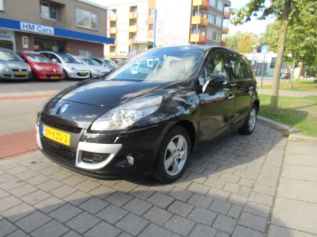 Renault Scénic (2010) — foto 1