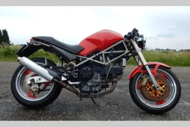 Ducati M900 Monster (1994)