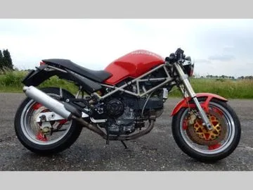DUCATI M900 (1994) — foto 1