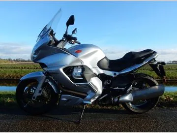 MOTO GUZZI NORGE (2011) — foto 1