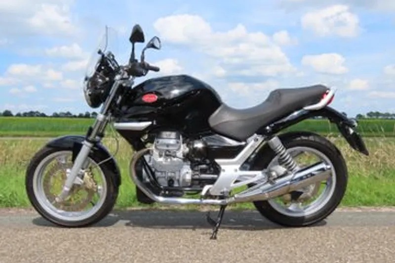 Moto Guzzi Breva 750 (2011)