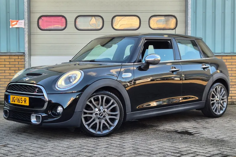 MINI Cooper S (2016)