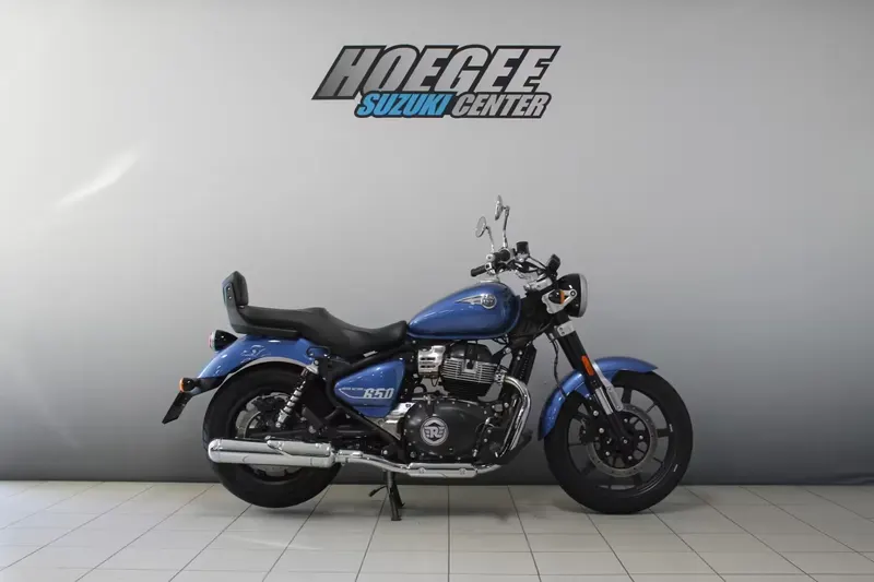 Royal Enfield Super Meteor 650 (2023)