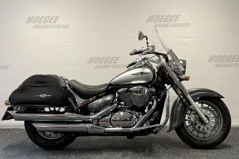 Suzuki C800 (2009)