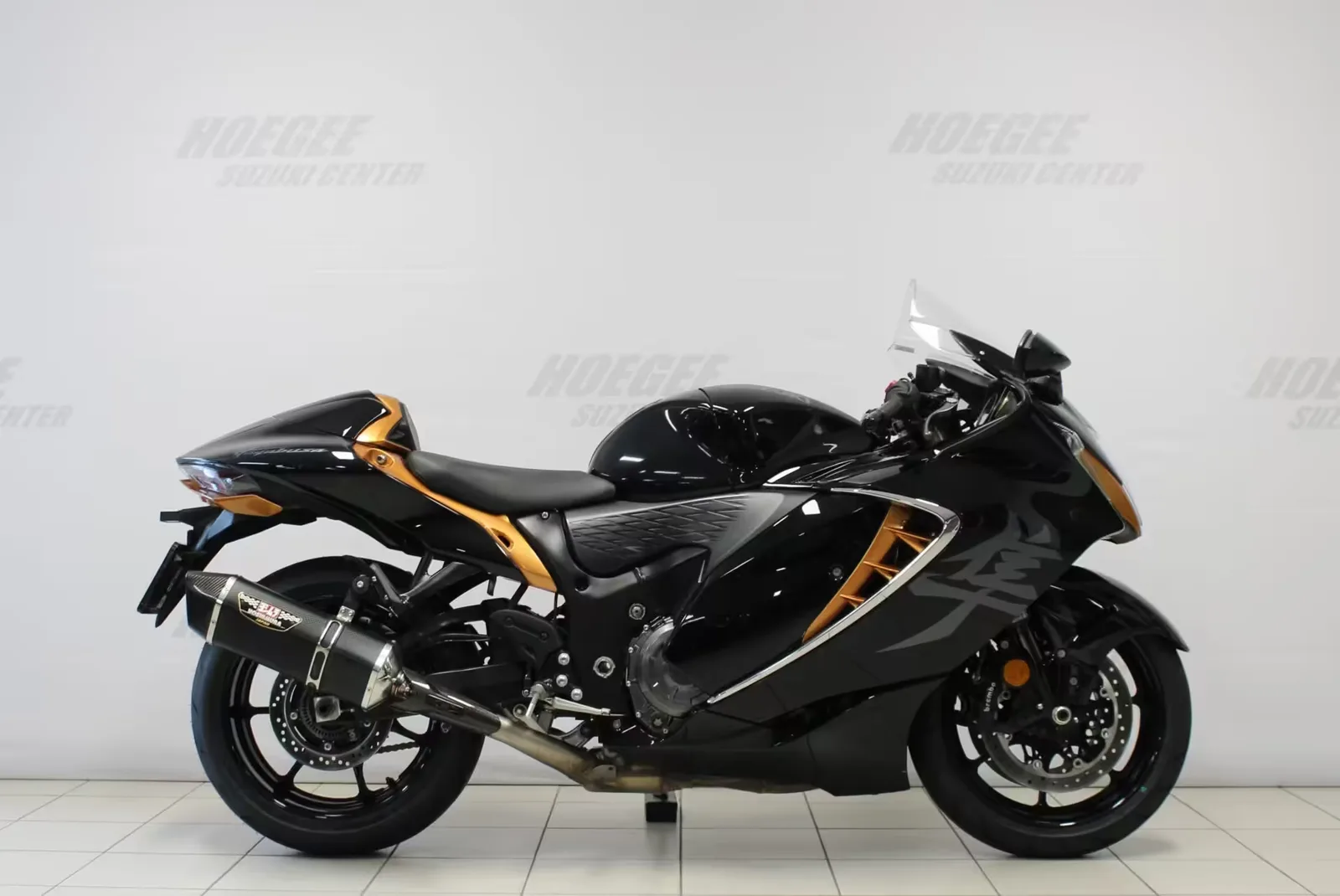Suzuki GSX1300R (2021) — foto 1
