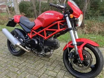 DUCATI MONSTER (2007) — foto 1