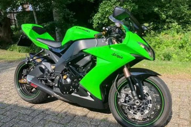 Kawasaki ZX-10R (2009)