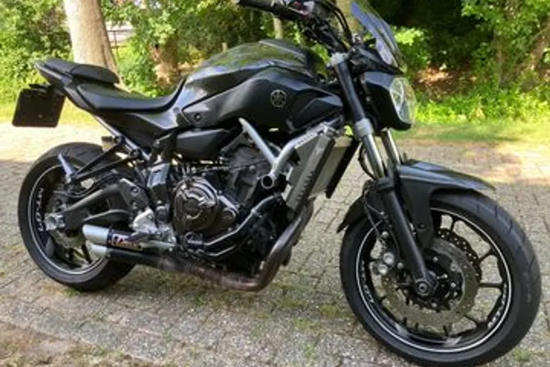 Yamaha MT-07 (2015)