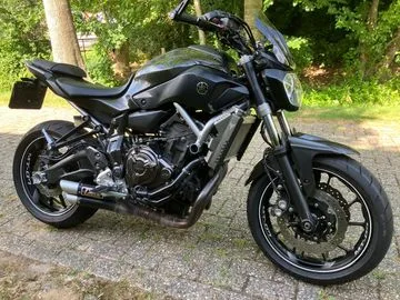 Yamaha MT-07 (2015) — foto 1