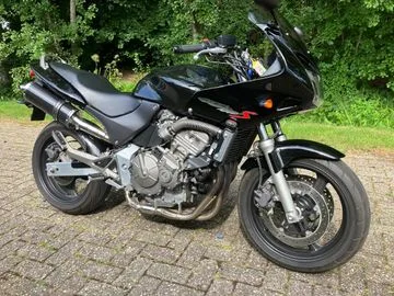 Honda CB600F (2002) — foto 1
